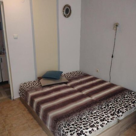 Apartment Petr Beron Варна Екстер'єр фото