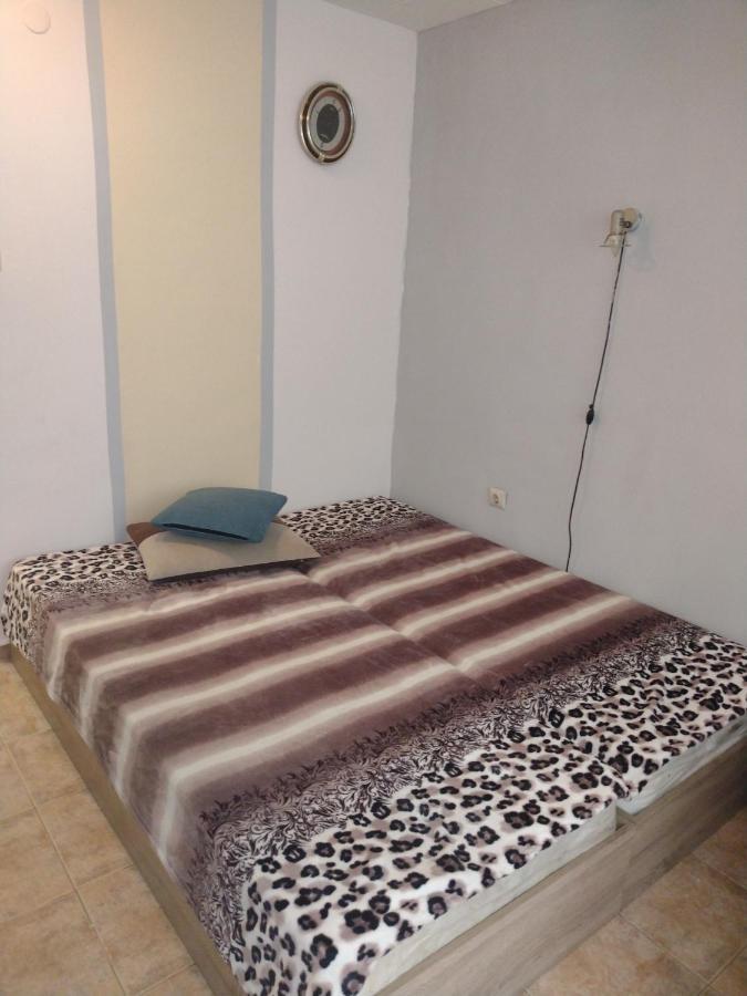 Apartment Petr Beron Варна Екстер'єр фото